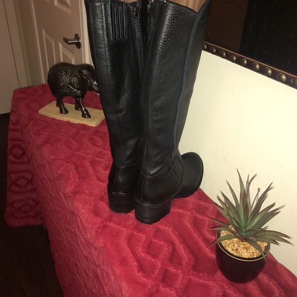 Donald J Pliner Black Leather Tall Boots - Picture 2 of 5